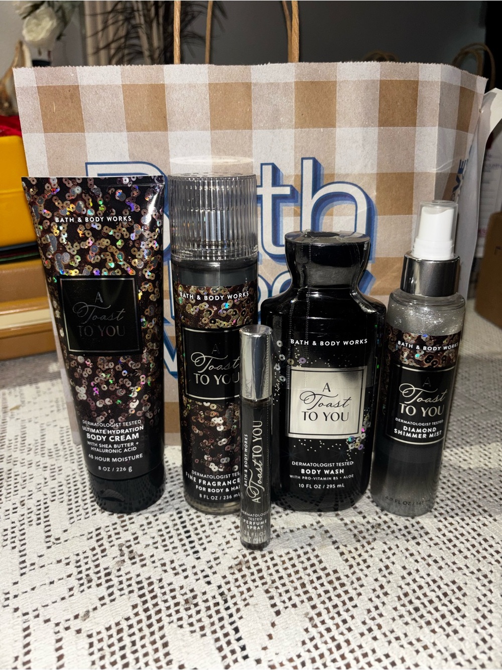 (2026) Bath & Body Works 'A Toast To You' body products